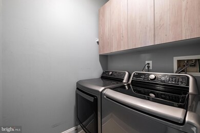 306 Governors Ct unit 1502, Philadelphia, PA 19146 - photo 5