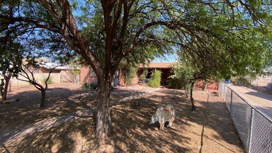 425 E Navajo Rd, Tucson, AZ 85705 - photo 4
