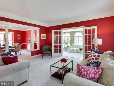 8528 Oak Pointe Way, Fairfax Station, VA 22039 - photo 3