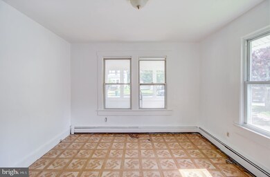 282 Monmouth St, Hightstown, NJ 08520 - photo 5