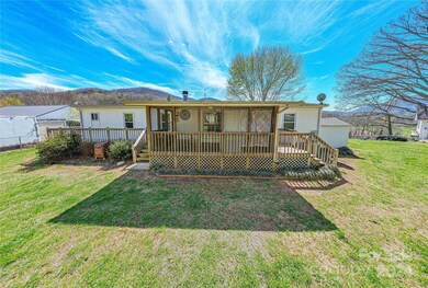 687 Newfound Rd, Leicester, NC 28748 - photo 4