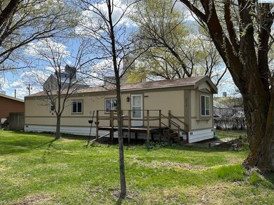 201 D St, Endicott, WA 99125 - photo 3