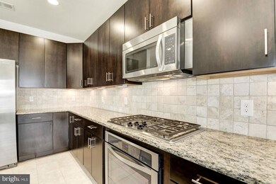 3044 Rittenthouse Cir unit 48, Fairfax, VA 22031 - photo 7