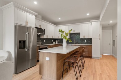 587 E Broadway unit 3, Boston, MA 02127 - photo 3