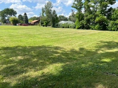 unlisted-address, Waukegan, IL 60085 - photo 6