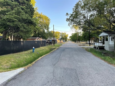 6722 Paris St, Houston, TX 77021 - photo 3