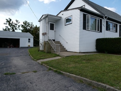 23 Townsend St, Fall River, MA 02724 - photo 5