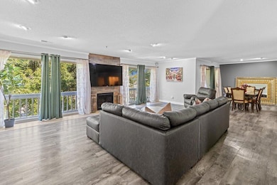 1214 Lake Shore Dr unit C, Columbus, OH 43204 - photo 5