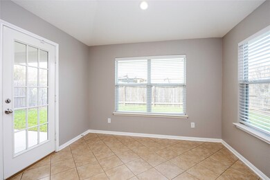 29723 Legends Green Dr, Spring, TX 77386 - photo 6