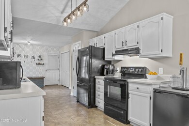 18 Hialeah Pl-4