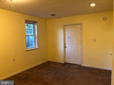 2431 Emmanuel Ct unit B, Huntingtown, MD 20639 - photo 4