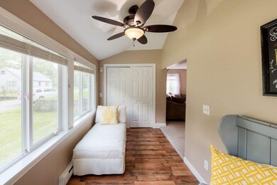 9 Chapin St, Northborough, MA 01532 - photo 5