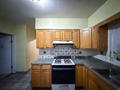 47 Columbia Ave unit 2, Jersey City, NJ 07307 - photo 2