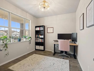 134 Gold Finch Dr, San Marcos, TX 78666 - photo 3