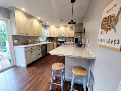 Kitchen 1