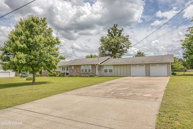4430 E 26th St, Joplin-47