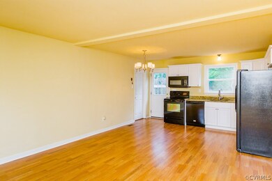 12107 Dehaviland Dr, Midlothian, VA 23112 - photo 5