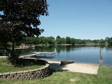 12223 White Oak Dr, Crown Point, IN 46307 - photo 5