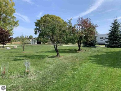 585 S Tonkey Rd, Au Gres, MI 48703 - photo 5