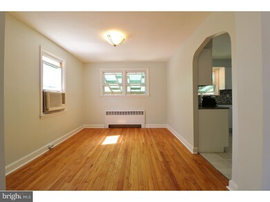 3212 Mckently St, Reading, PA 19605 - photo 6