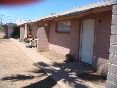 4-Plex Courtyard