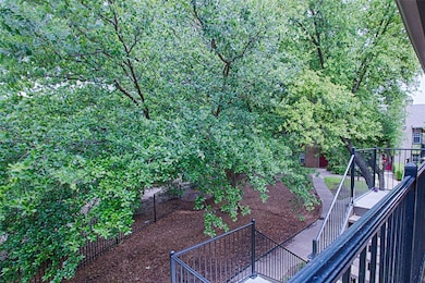 TRANQUIL TREEHOUSE VIEW!