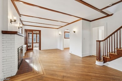 8 N Elk Ave, Dover, NJ 07801 - photo 3