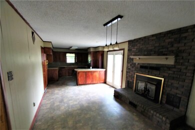 922 Harrell St, Alma, AR 72921 - photo 3