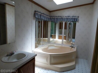 67251 Bulhand Rd, Cassopolis, MI 49031 - photo 4