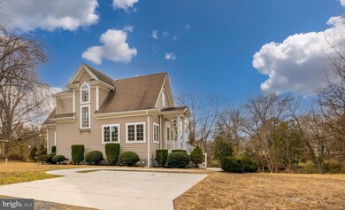 161 Breezewood Dr, Colonial Beach, VA 22443 - photo 4