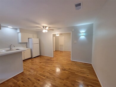 845 Beverly St unit 10, Houston, TX 77007 - photo 6