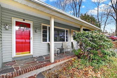 2965 Hillcrest Rd, Schenectady, NY 12309 - photo 2