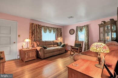 3442 Coseytown Rd, Greencastle, PA 17225 - photo 5