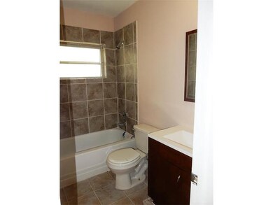 7507 NW 73rd Ave, Tamarac, FL 33321 - photo 6