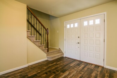 12GlenviewDr-6