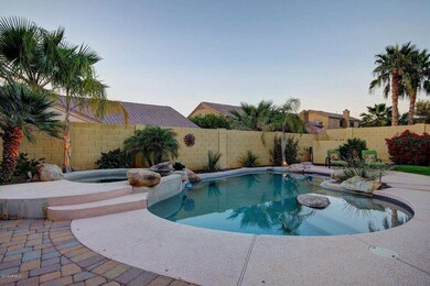 Pool & Spa