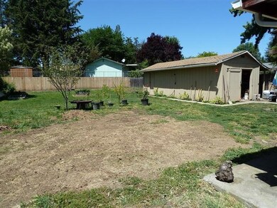 unlisted-address, Grants Pass, OR 97526 - photo 5