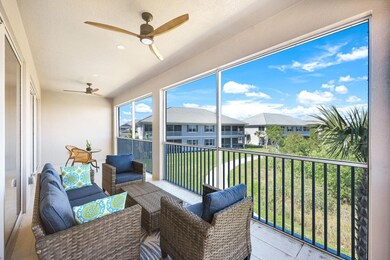 273 Indies Dr E #202, Naples, FL 34114 (