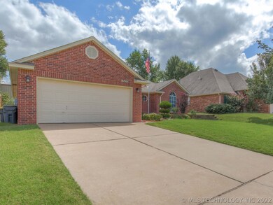 13273 S Oak Place, Glenpool, OK 74033 - photo 4