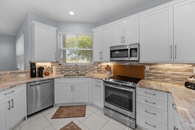 2104 Country Golf Dr, Wellington, FL 33414 - photo 5