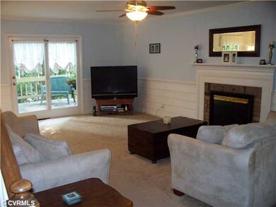 Den/Family/Great Room - The great room has new car