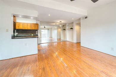 6001 Reims Rd unit 708, Houston, TX 77036 - photo 4