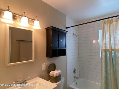 10 Laurel Place unit A, Eatontown, NJ 07724 - photo 6