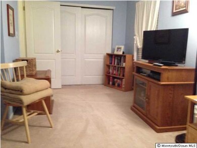 44 Kinnoll Hill Ct unit 7, Freehold, NJ 07728 - photo 7