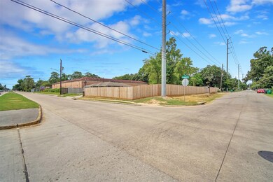 9117 Lockwood Dr, Houston, TX 77016 - photo 2