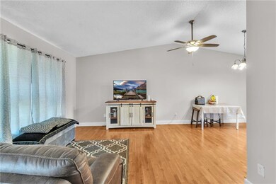 393 Cedar Trace SW unit 1, Marietta, GA 30008 - photo 4