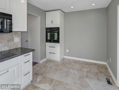 13939 Big Yankee Ln, Centreville, VA 20121 - photo 5