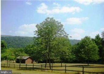 24 Pioneer Trail, Great Cacapon, WV 25422 - photo 3