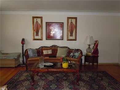 5308 Bartlett Rd, Bedford, OH 44146 - photo 7