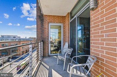 1400 Lancaster St unit 605, Baltimore, MD 21231 - photo 3